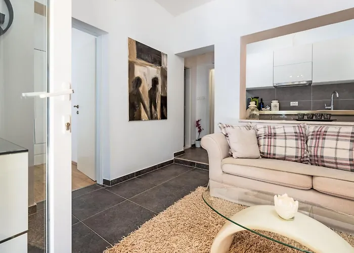 Tina-2 By Interhome Appartement *